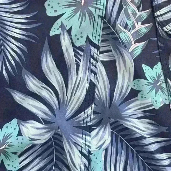 NWOT Hurley men  swim trunks size 28 - Picture 6 of 8